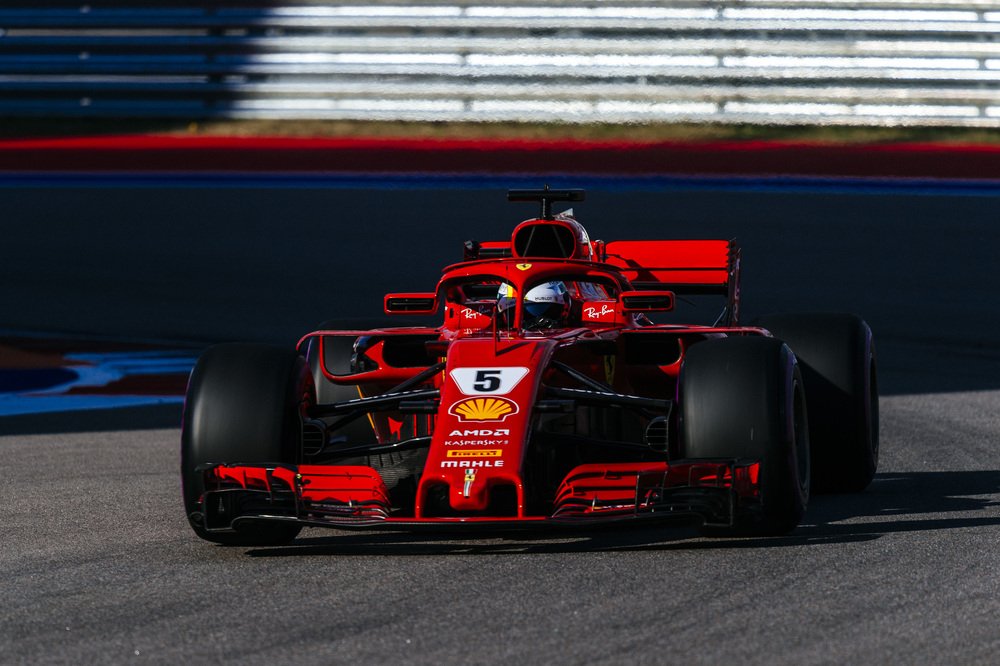 Sebastian Vettel scatter&agrave; dalla terza posizione in griglia a Sochi