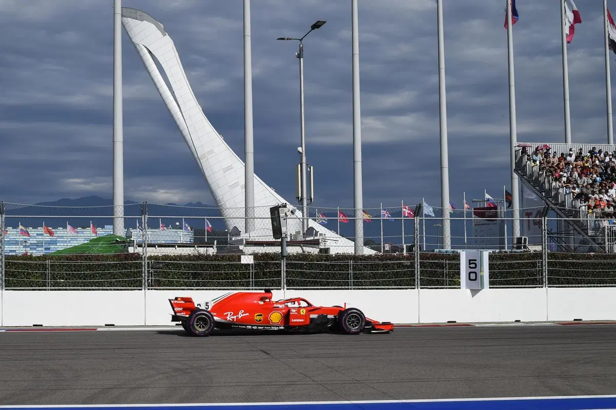 F1, GP Russia 2018: vince Hamilton. Terzo Vettel (16)