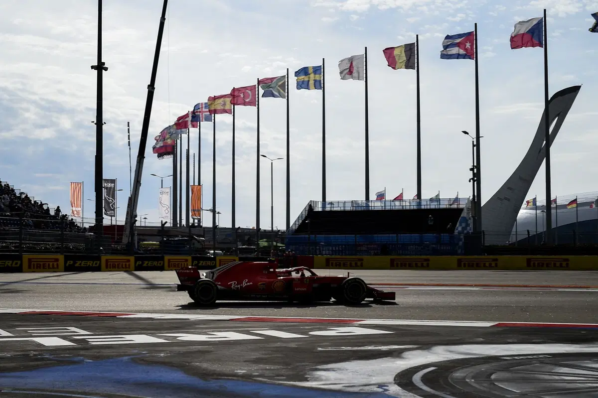 F1, GP Russia 2018: vince Hamilton. Terzo Vettel (22)