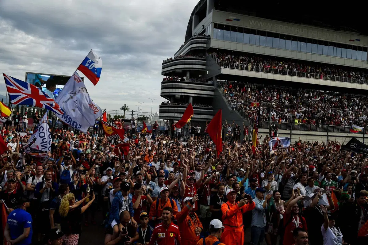F1, GP Russia 2018: vince Hamilton. Terzo Vettel (28)