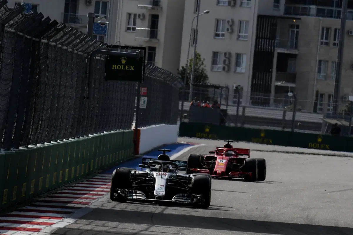 F1, GP Russia 2018: vince Hamilton. Terzo Vettel (42)
