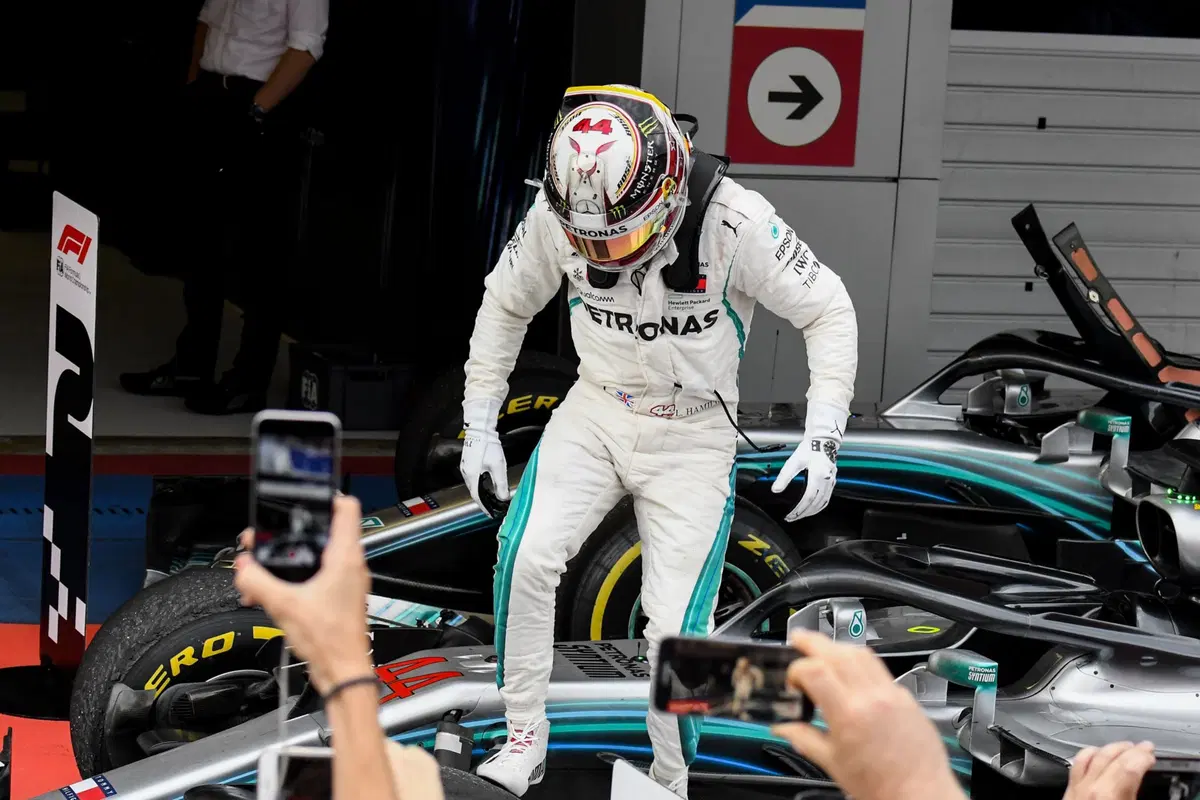 F1, GP Russia 2018: vince Hamilton. Terzo Vettel (45)