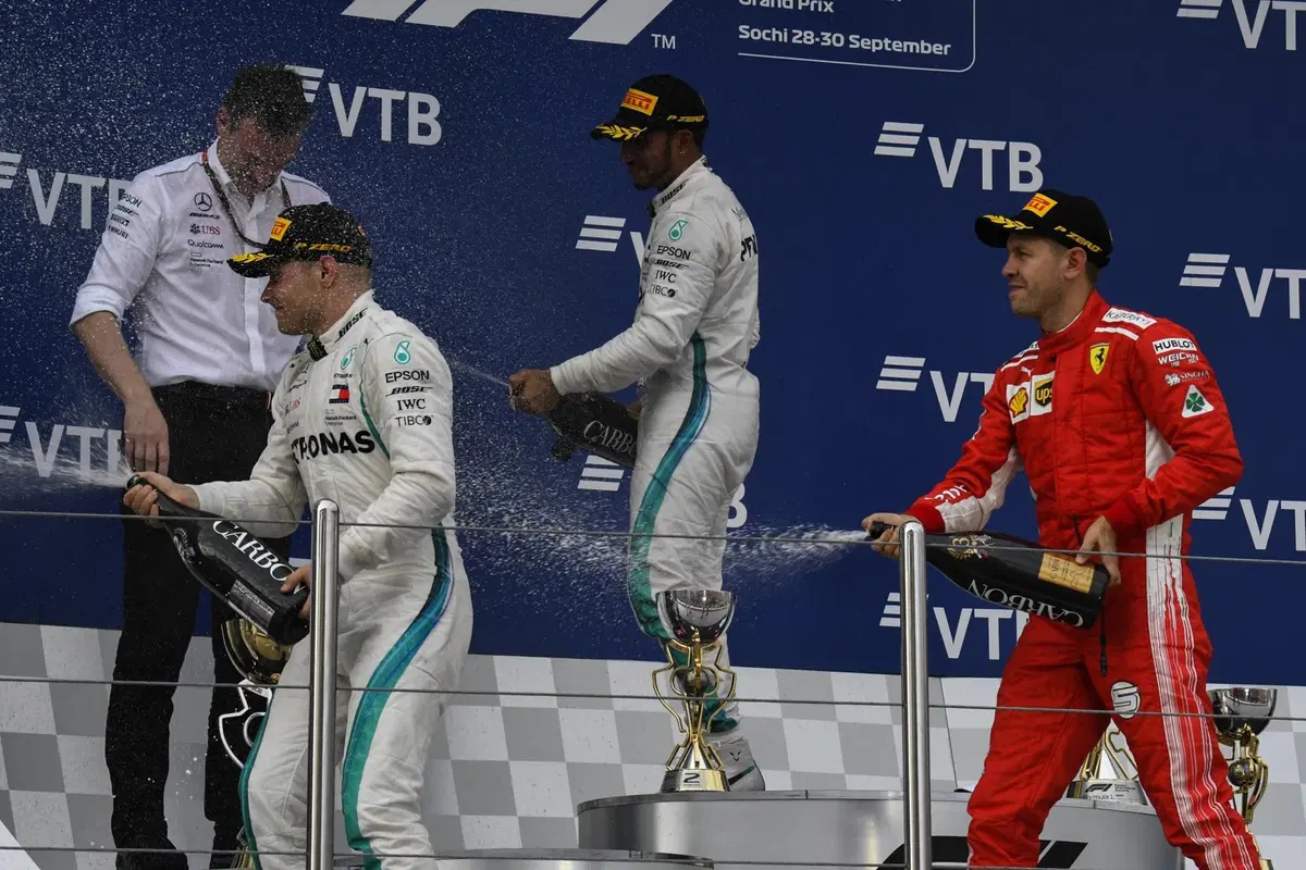 F1, GP Russia 2018: vince Hamilton. Terzo Vettel (64)