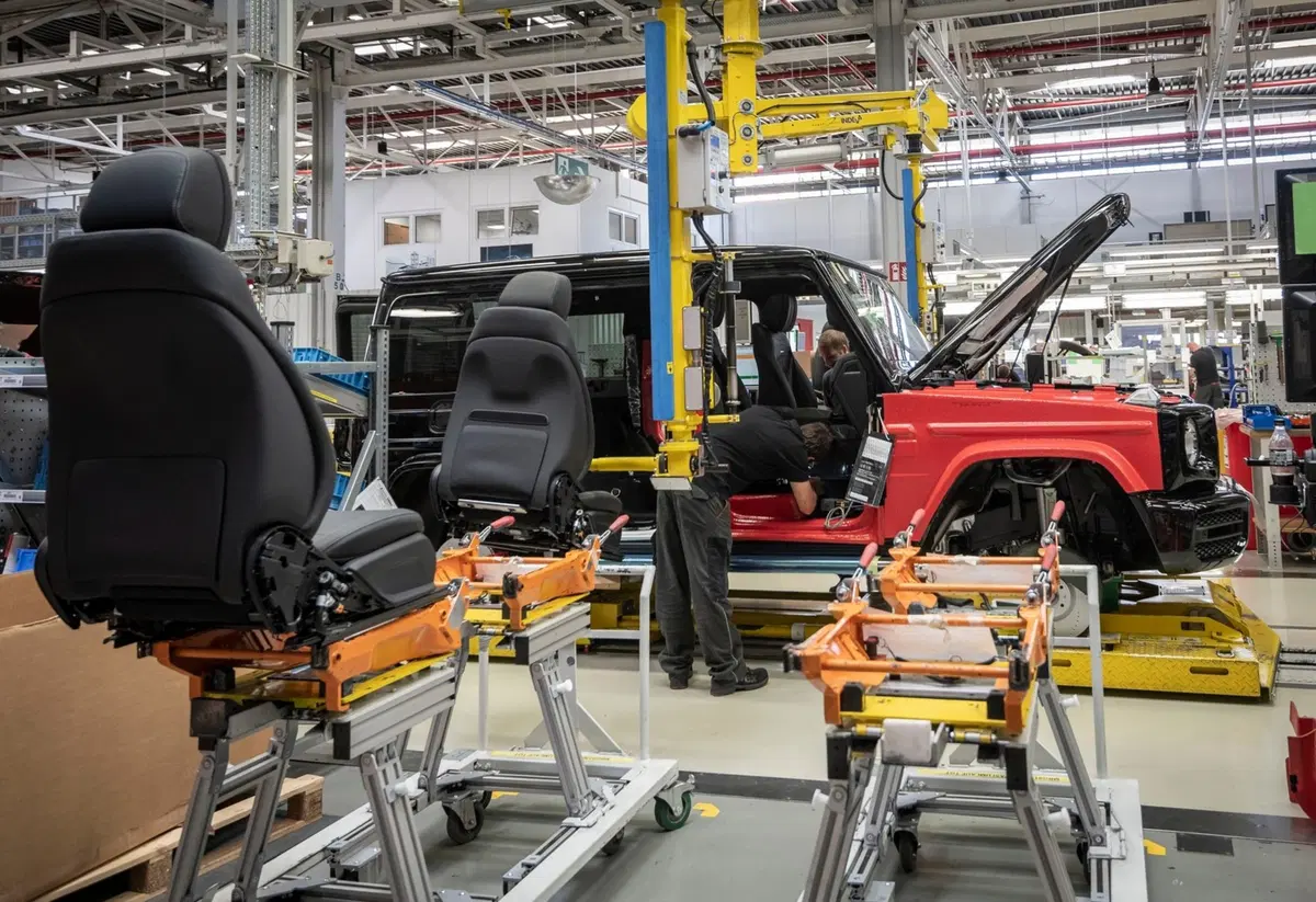 Magna Steyr: la produzione della Mercedes Classe G 2018 (8)