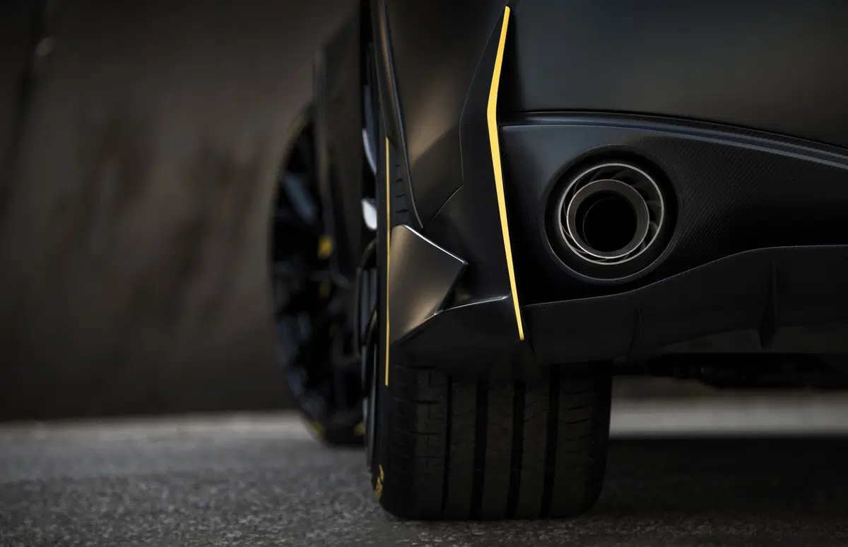 Infiniti Project Black S al Salone di Parigi 2018 [Video] (3)