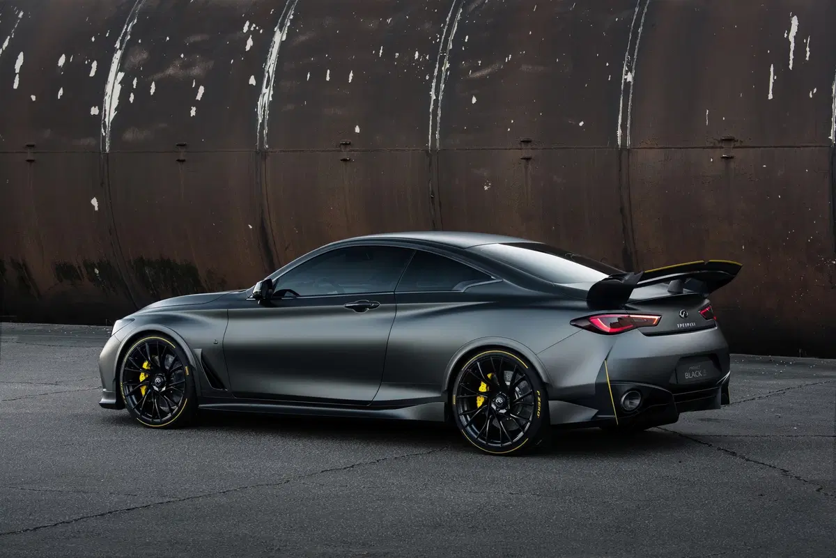 Infiniti Project Black S al Salone di Parigi 2018 [Video] (6)