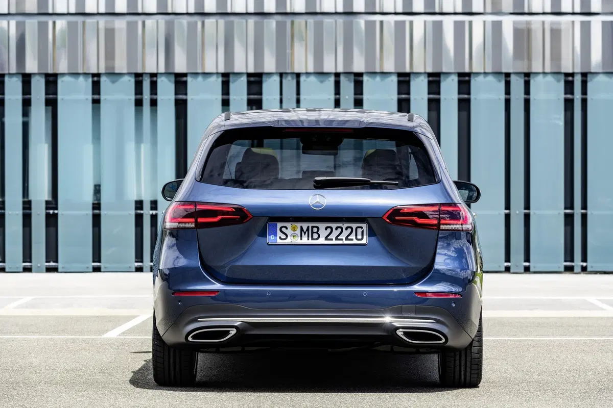 Mercedes Classe B al Salone di Parigi 2018 (10)