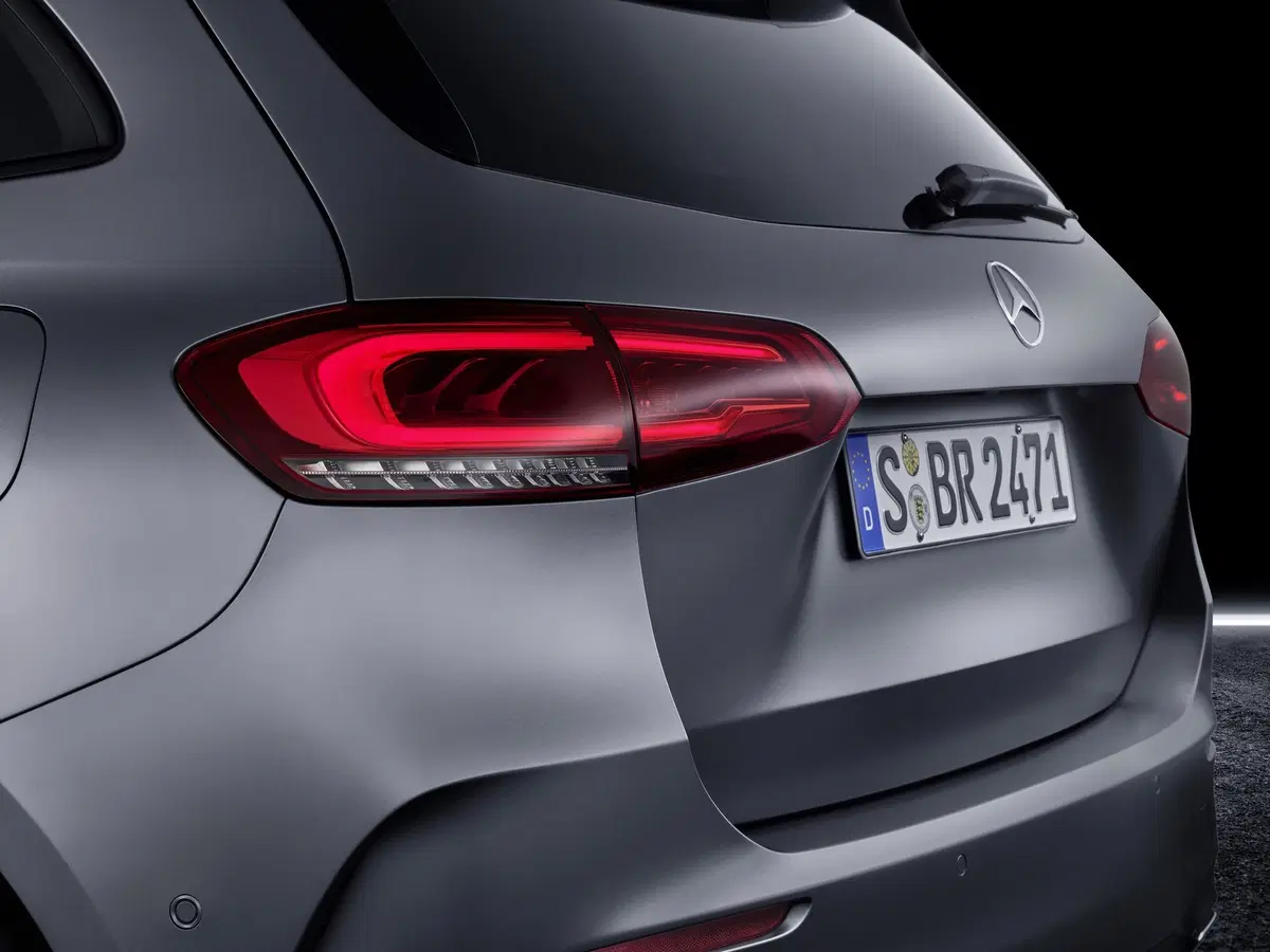 Mercedes Classe B al Salone di Parigi 2018 (4)