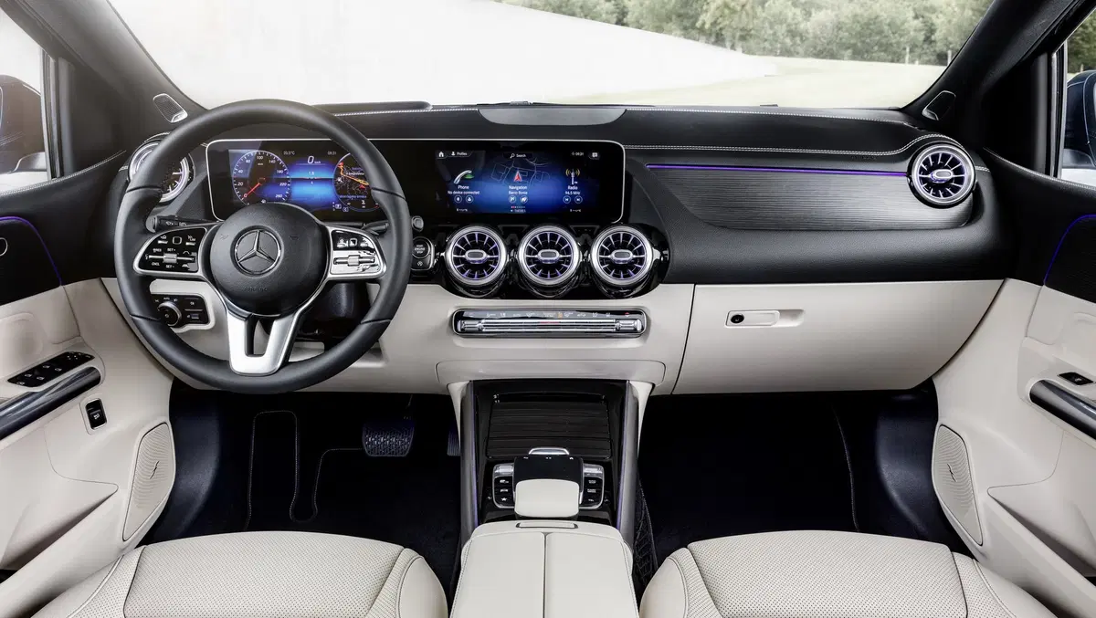 Mercedes Classe B al Salone di Parigi 2018 (2)