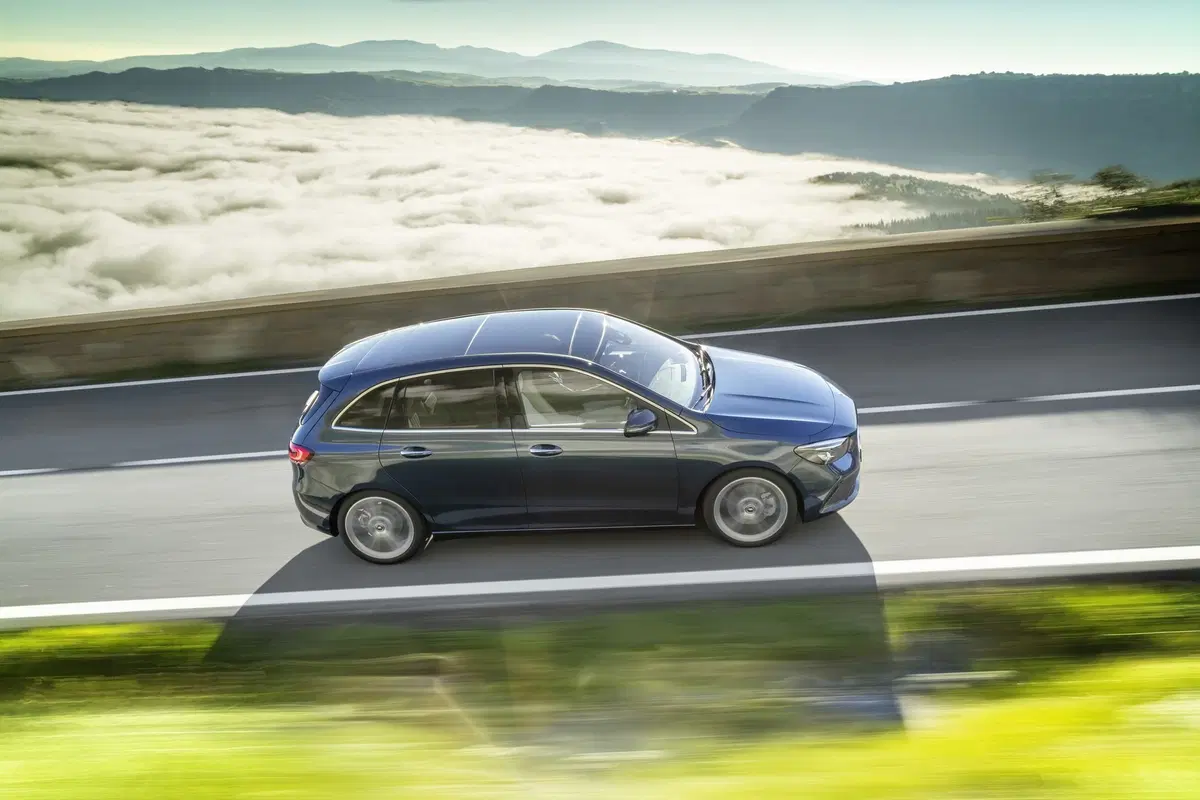 Mercedes Classe B al Salone di Parigi 2018 (11)