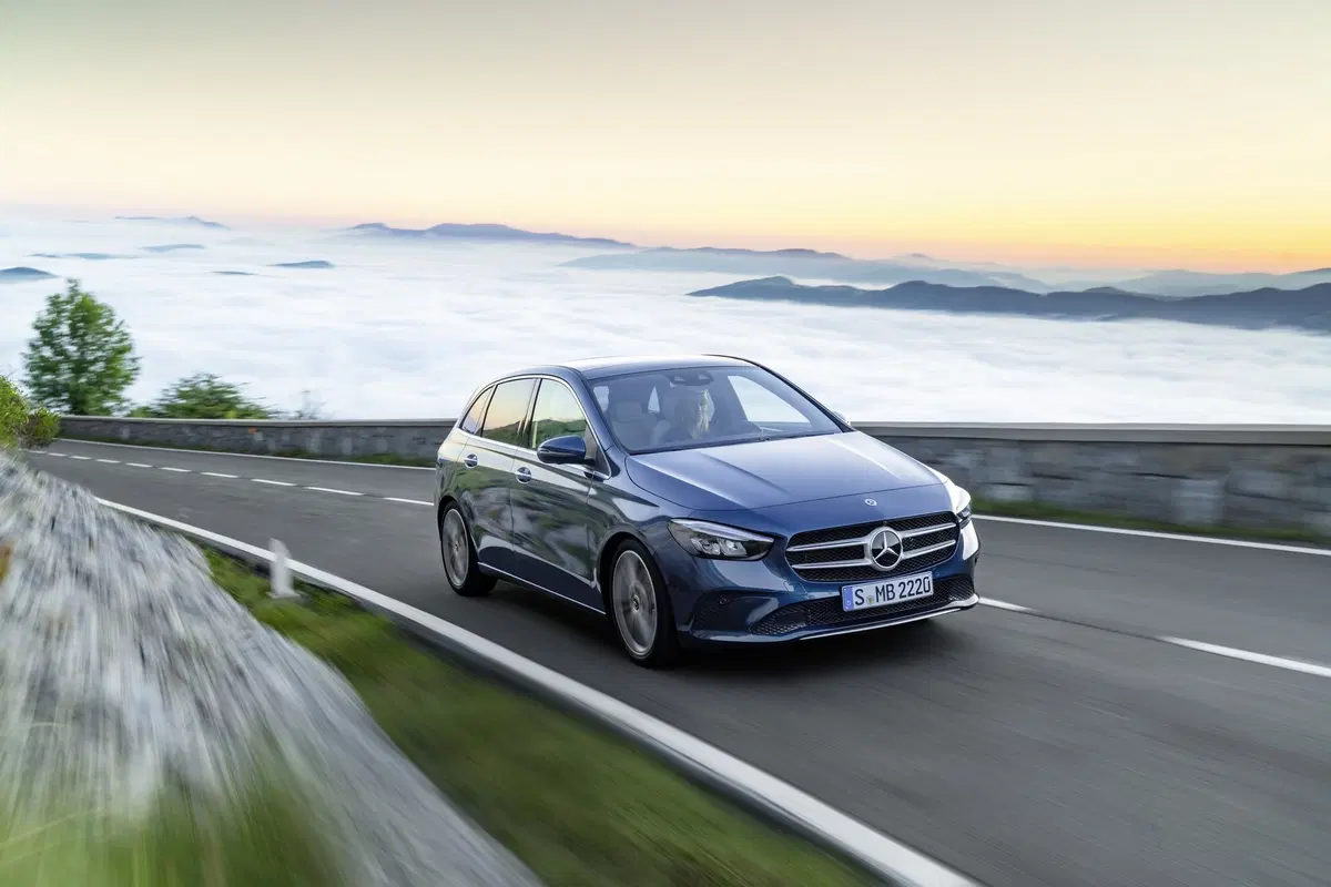 Mercedes Classe B al Salone di Parigi 2018 (10)
