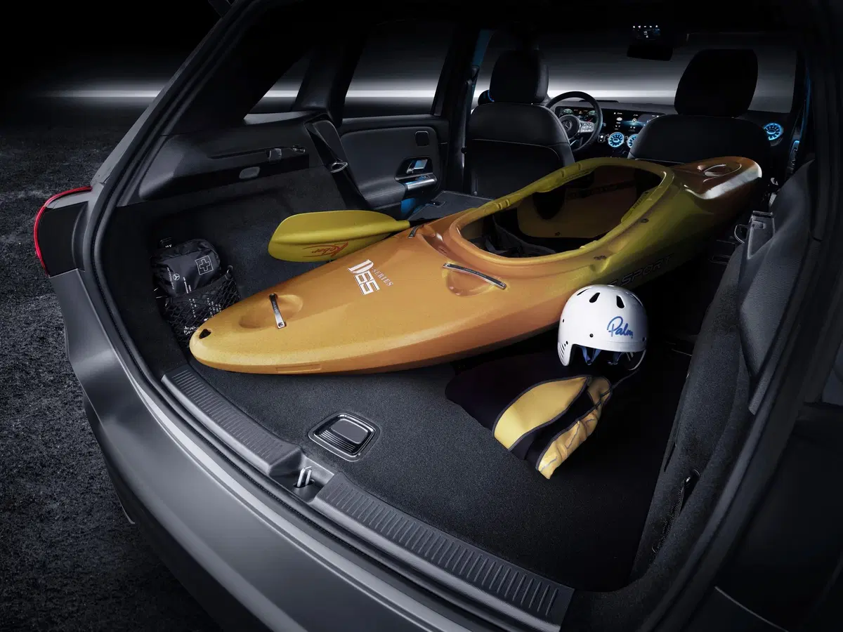 Mercedes Classe B al Salone di Parigi 2018 (12)