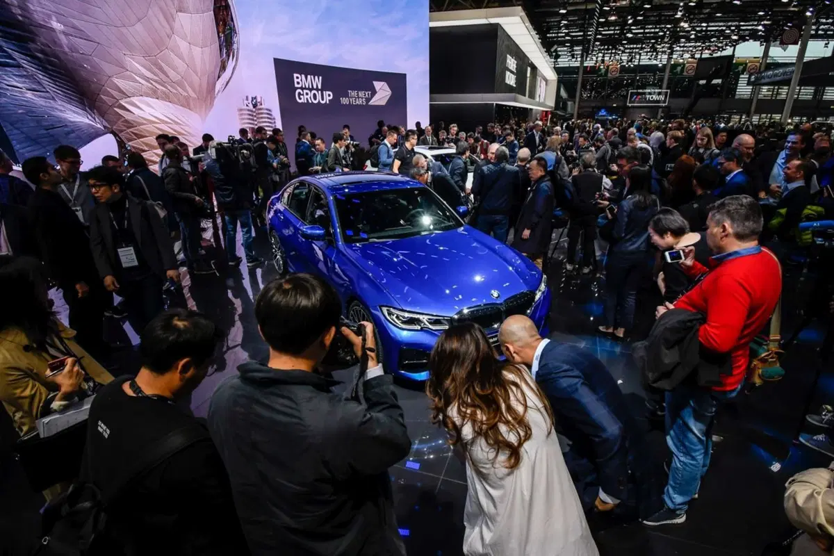 Nuova BMW Serie 3 al Salone di Parigi 2018 [Video]