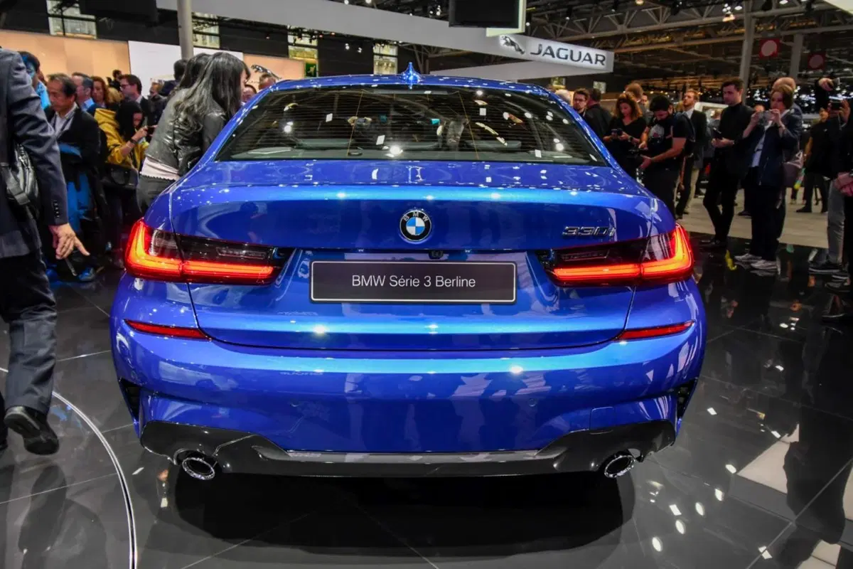 Nuova BMW Serie 3 al Salone di Parigi 2018 [Video] (4)