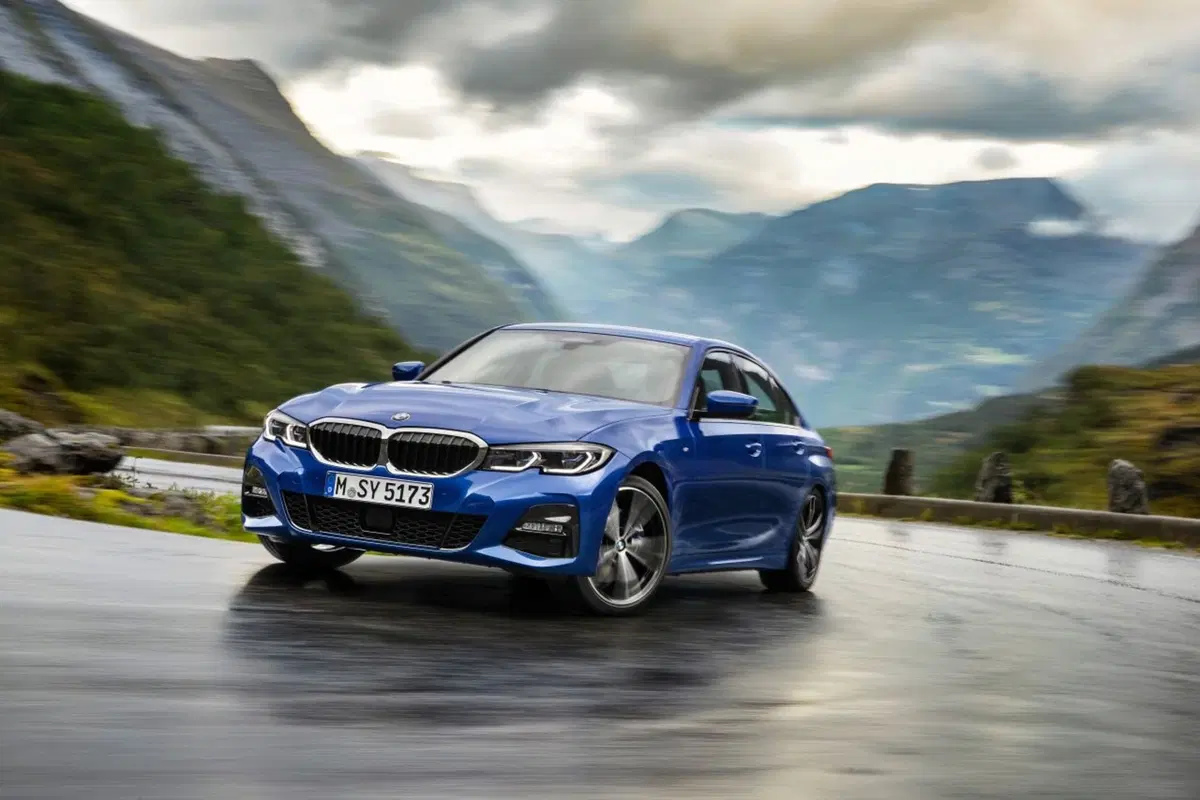 Nuova BMW Serie 3 al Salone di Parigi 2018 [Video] (3)