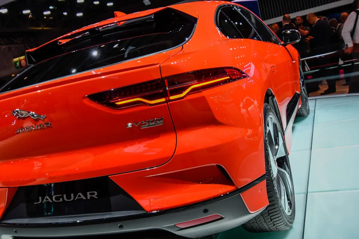 Jaguar al Salone di Parigi 2018 (6)