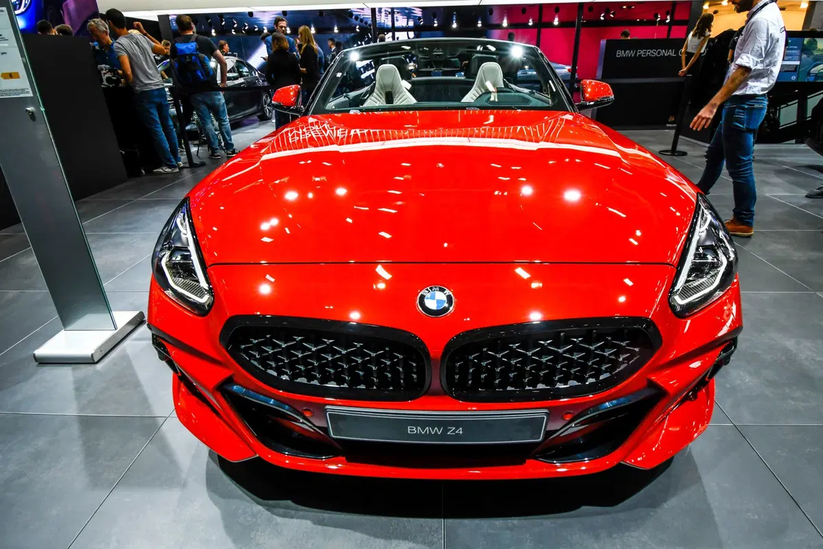 BMW Z4 al Salone di Parigi 2018 [Video] (2)