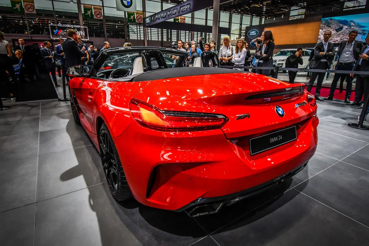 BMW Z4 al Salone di Parigi 2018 [Video] (3)