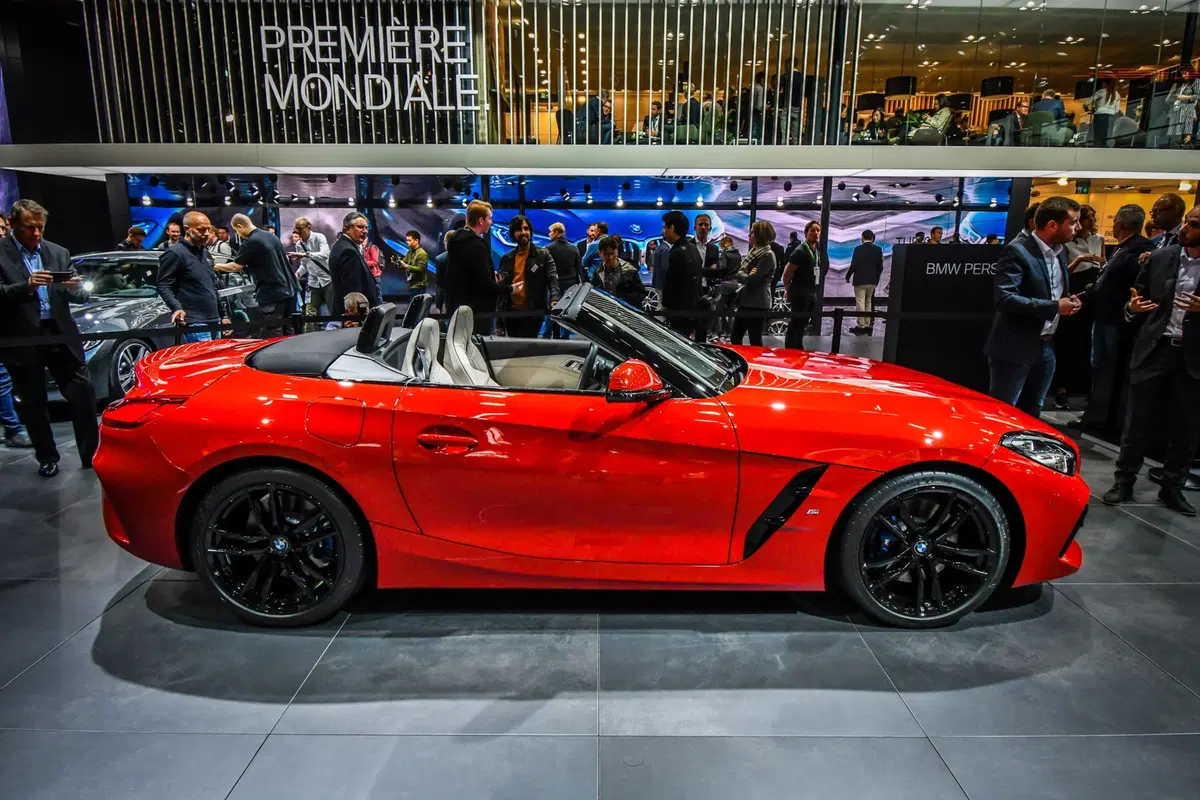 BMW Z4 al Salone di Parigi 2018 [Video] (5)