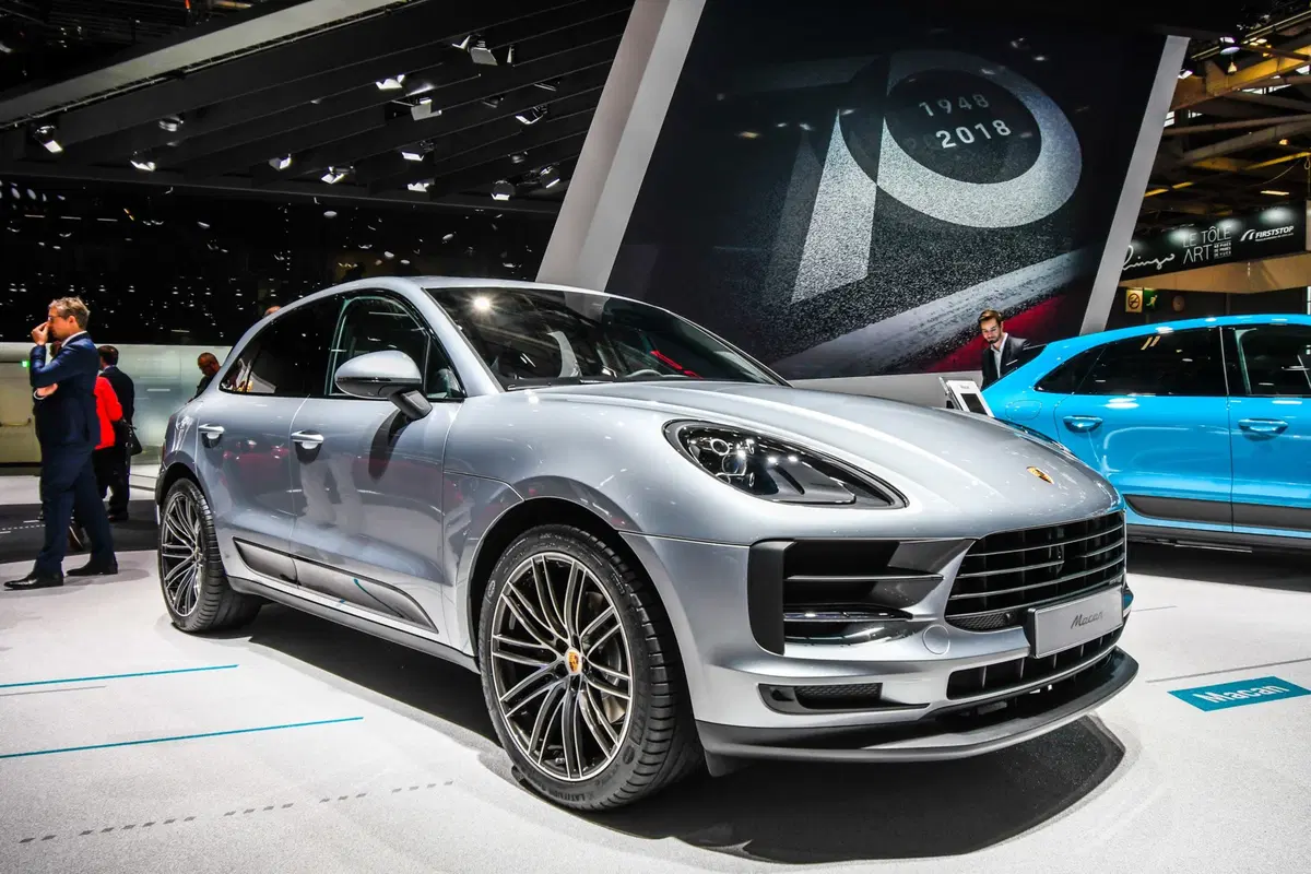 Porsche al Salone di Parigi 2018 [Video] (20)