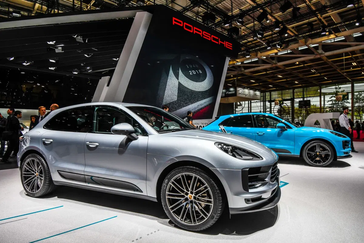 Porsche al Salone di Parigi 2018 [Video] (21)