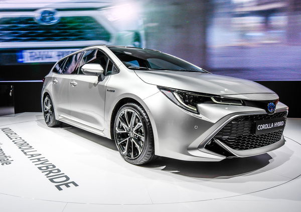 Toyota Corolla Touring Sports al Salone di Parigi 2018