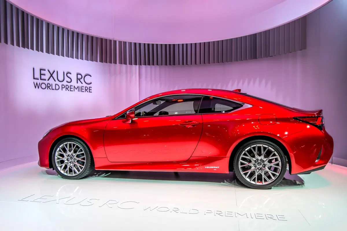 Lexus RC coupé al Salone di Parigi 2018 (4)