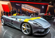 Ferrari Monza SP1 e SP2 al Salone di Parigi 2018 [Video]