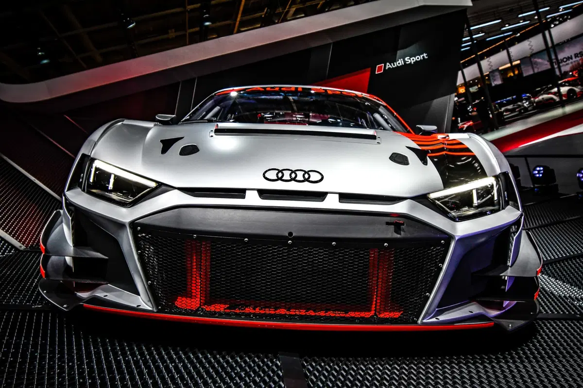 Nuova Audi R8 LMS GT3 al Salone di Parigi 2018 [Video] (5)