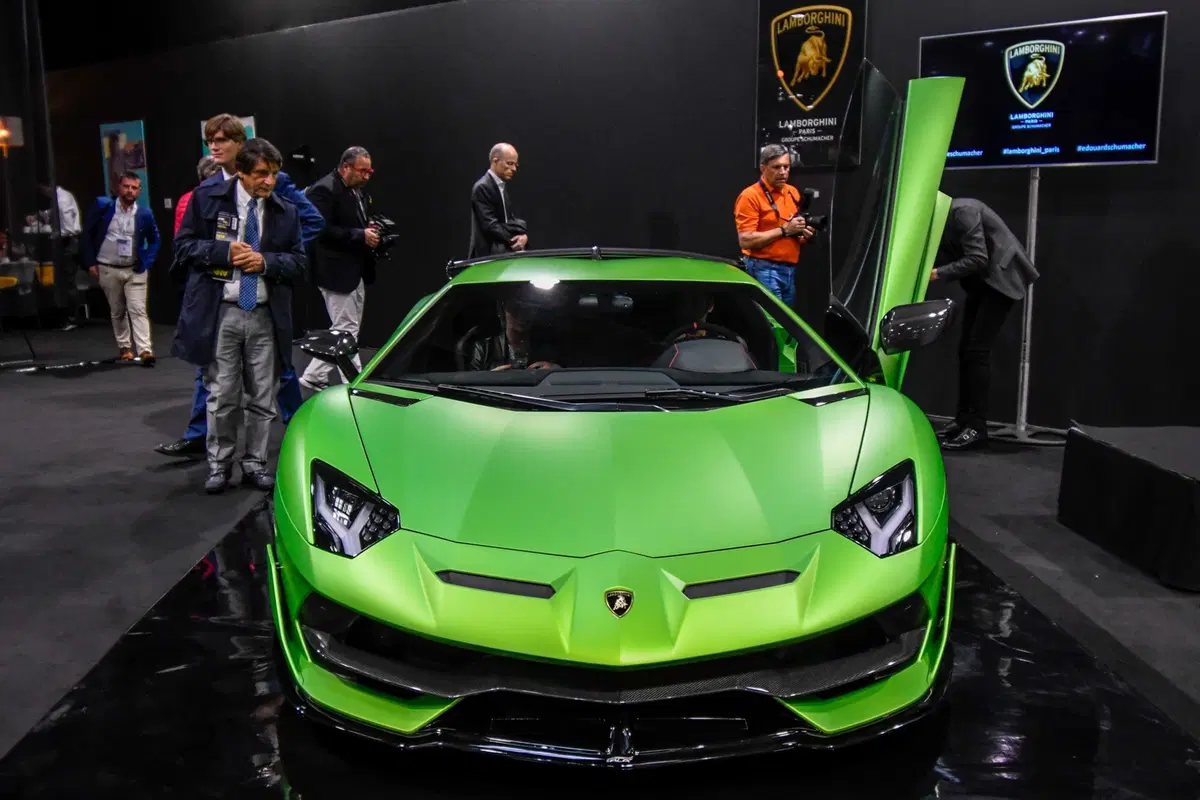 Lamborghini al Salone di Parigi 2018 (7)