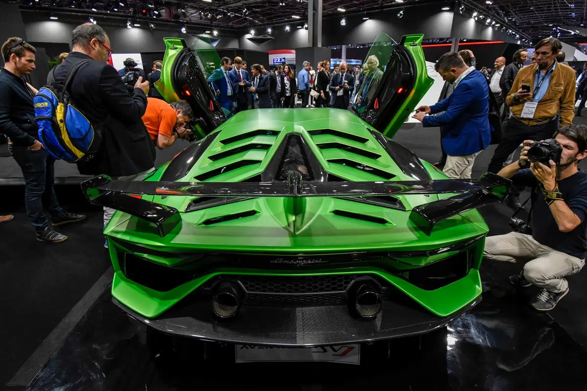 Lamborghini al Salone di Parigi 2018 (6)