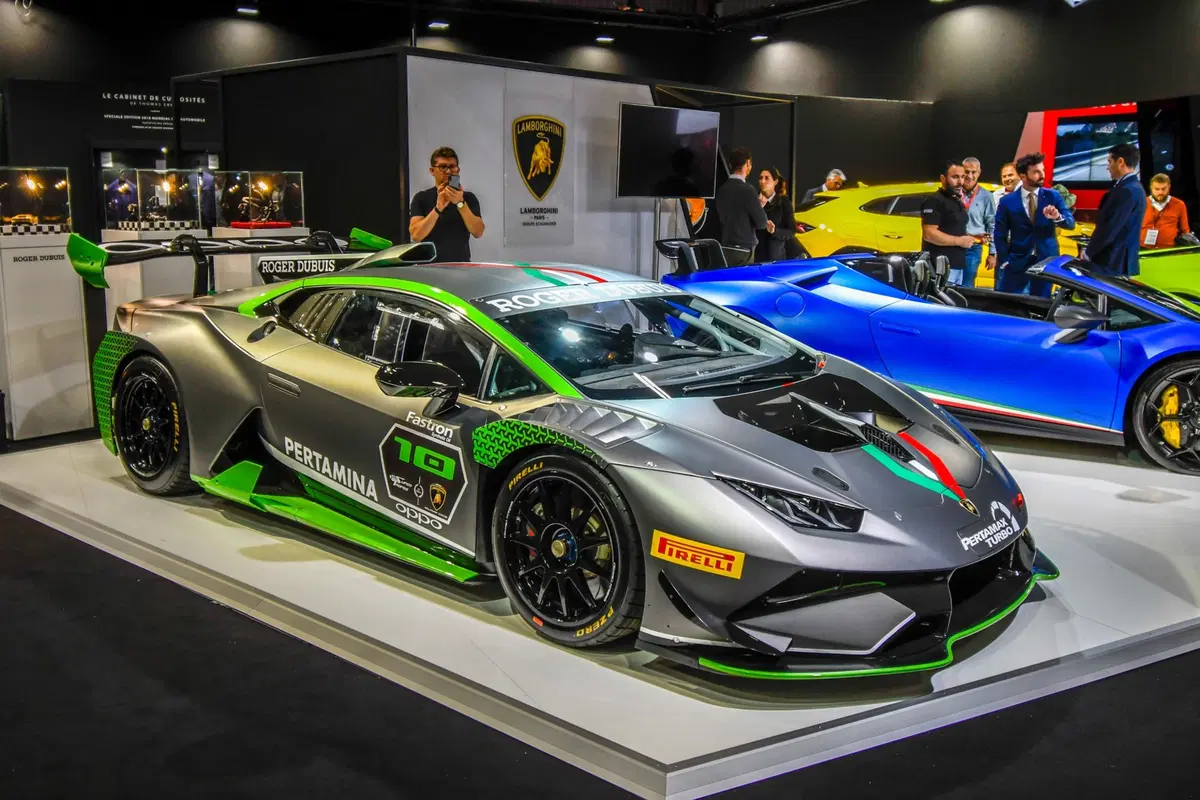 Lamborghini al Salone di Parigi 2018 (3)