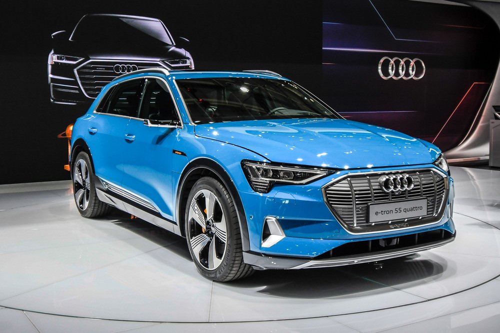 La Audi e-tron al Salone di Parigi 2018