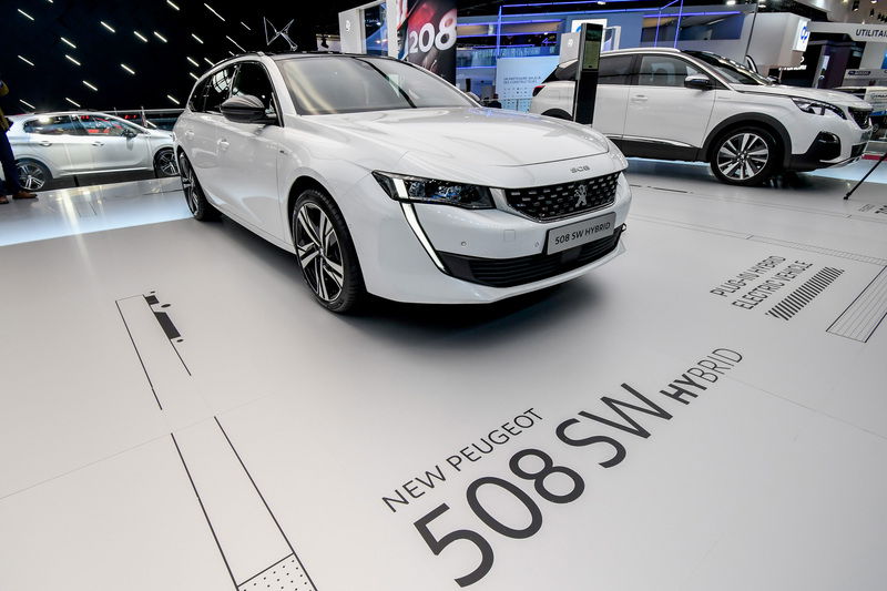 La nuova Peugeot 508 SW presentata al Salone di Parigi 2018