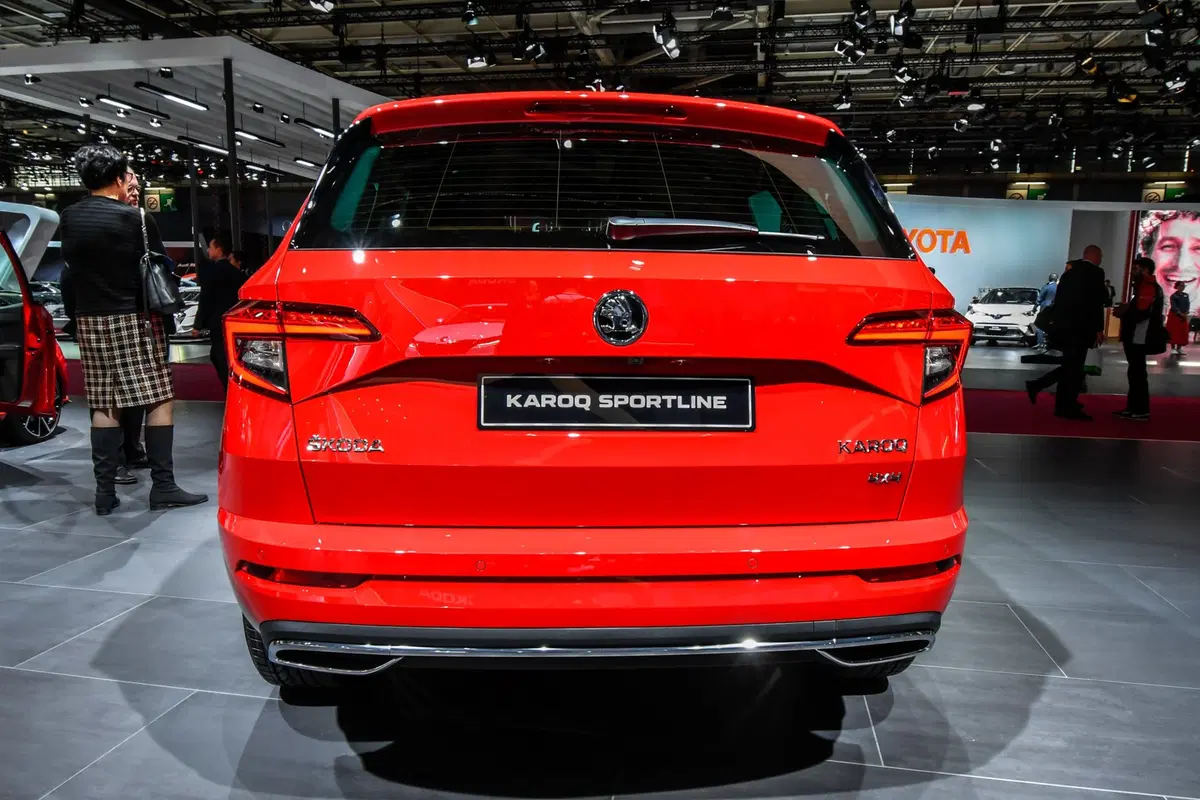 Skoda Karoq Sportline al Salone di Parigi 2018 (4)