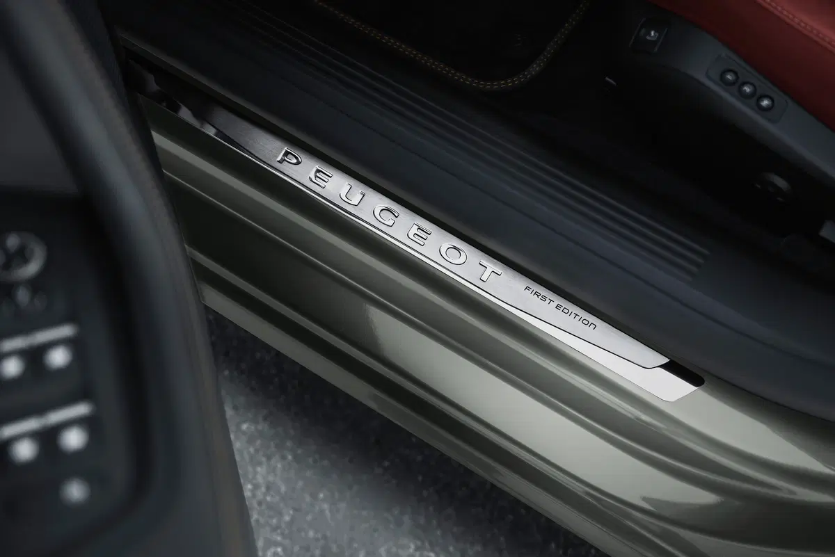 Peugeot 508 SW First Edition al Salone di Parigi 2018 (4)