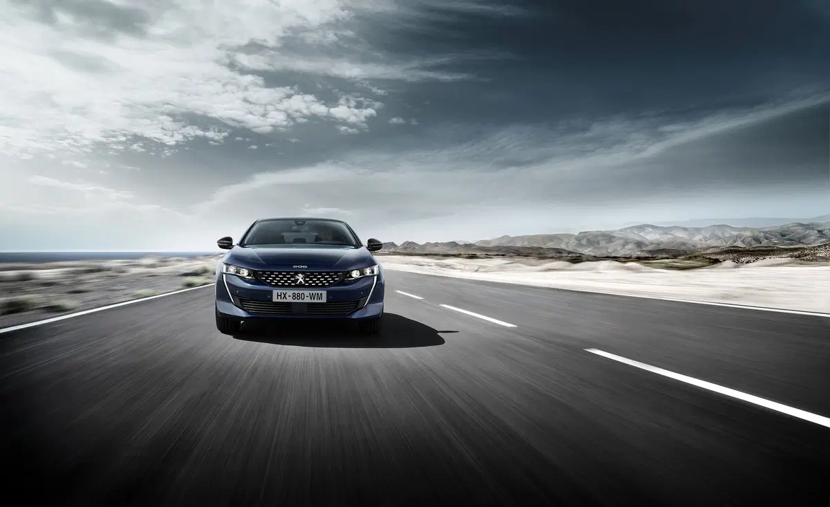 Peugeot 508 SW First Edition al Salone di Parigi 2018 (6)
