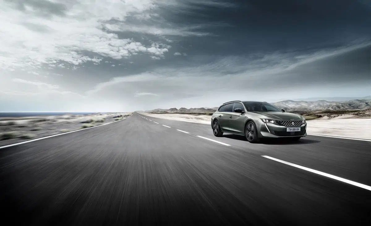 Peugeot 508 SW First Edition al Salone di Parigi 2018 (7)