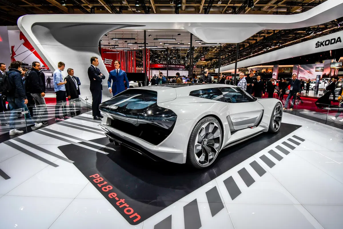 Audi PB18 e-tron al Salone di Parigi 2018 [Video] (2)