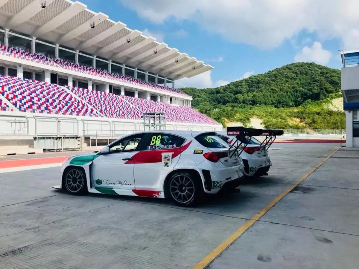 WTCR Cina ‘18, Wuhan: l’incidente di Giovanardi con l’Alfa Romeo Giulietta [video] (4)