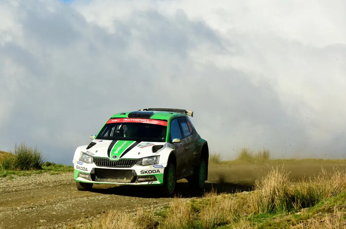 WRC18 Galles. Intrattabile Ogier (Ford), e fanno 5 (21)