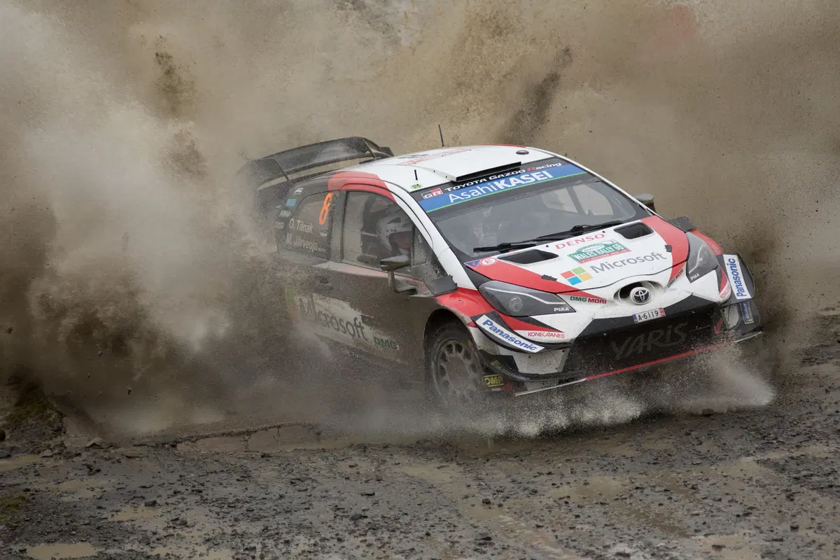 WRC18 Galles. Intrattabile Ogier (Ford), e fanno 5 (30)