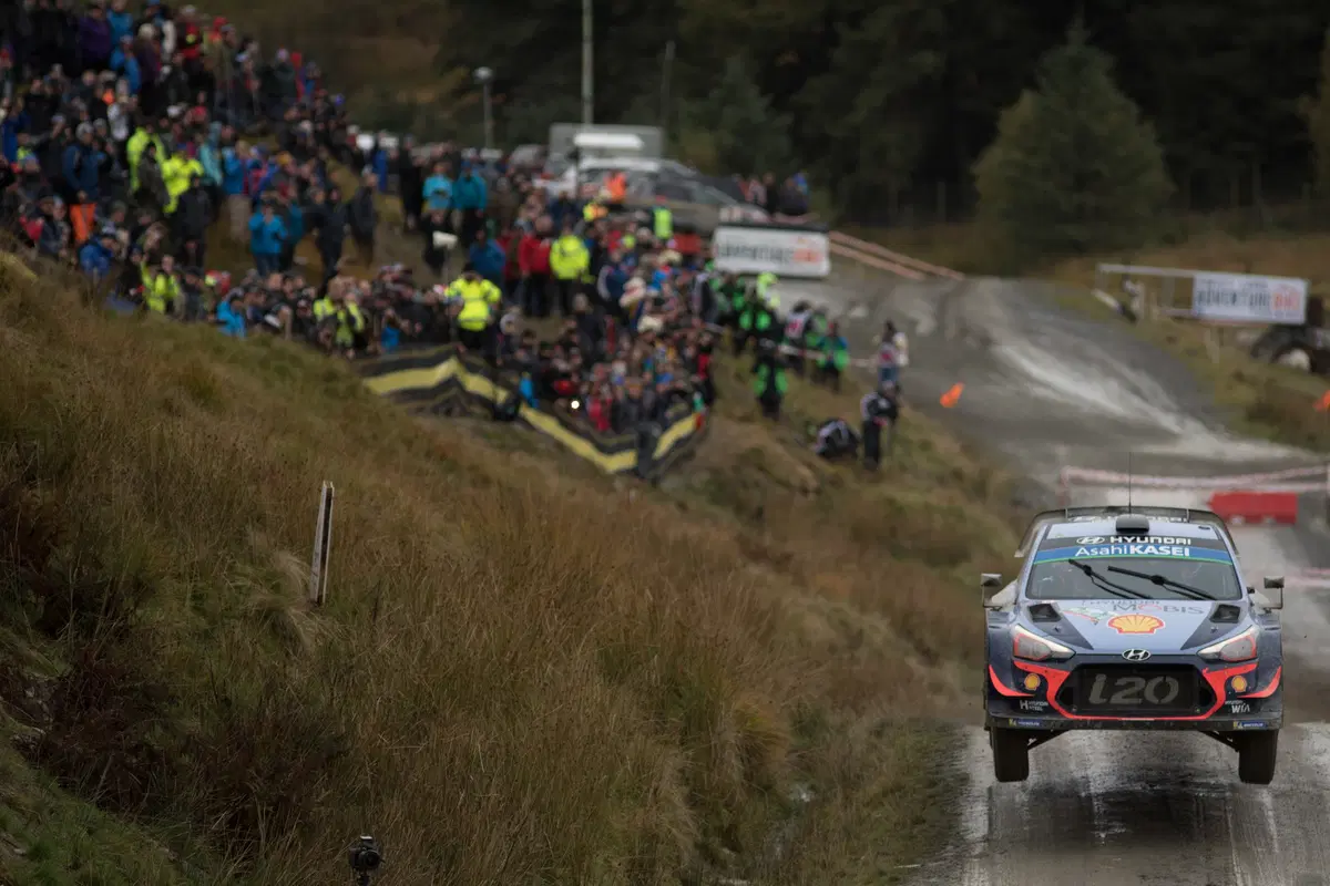 WRC18 Galles. Intrattabile Ogier (Ford), e fanno 5 (31)