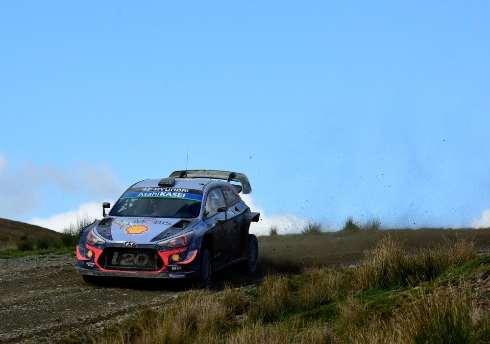 Thierry Neuville in Galles