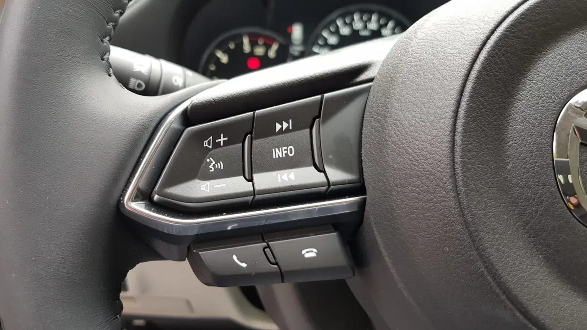 Mazda6 station wagon | Design ed eleganza a un prezzo "abbordabile" [Video] (17)