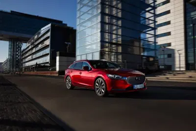 Mazda6 station wagon | Design ed eleganza a un prezzo "abbordabile" [Video]