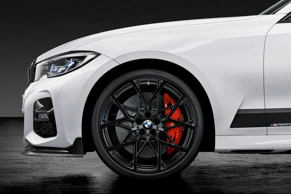 BMW Serie 3 2019, ecco gli accessori M Performance (3)