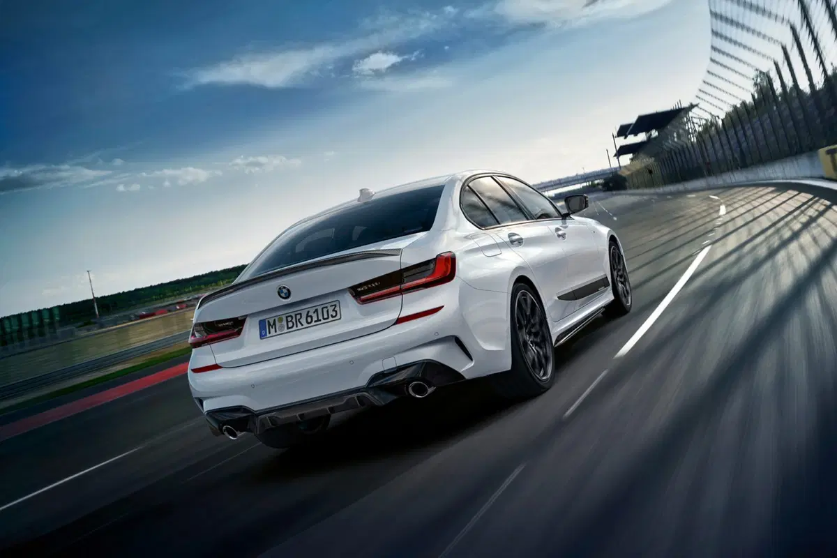 BMW Serie 3 2019, ecco gli accessori M Performance (13)