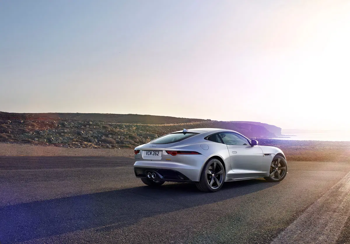 Jaguar F-Type | Tutto il piacere della spider... [Video] (4)