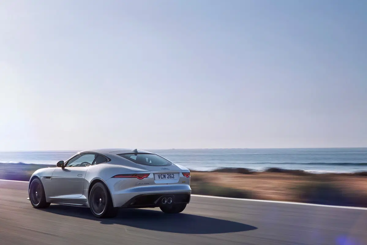 Jaguar F-Type | Tutto il piacere della spider... [Video] (6)